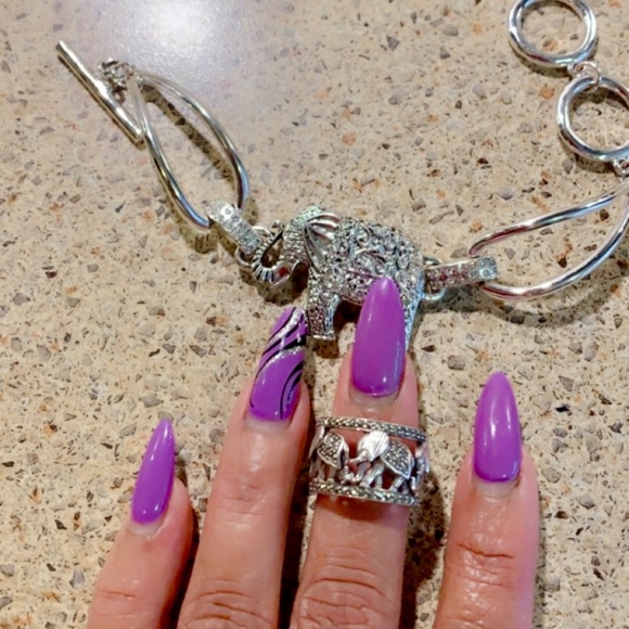 Elephant hand bracelet and Elephant 🐘 ring - Picture 2 of 7